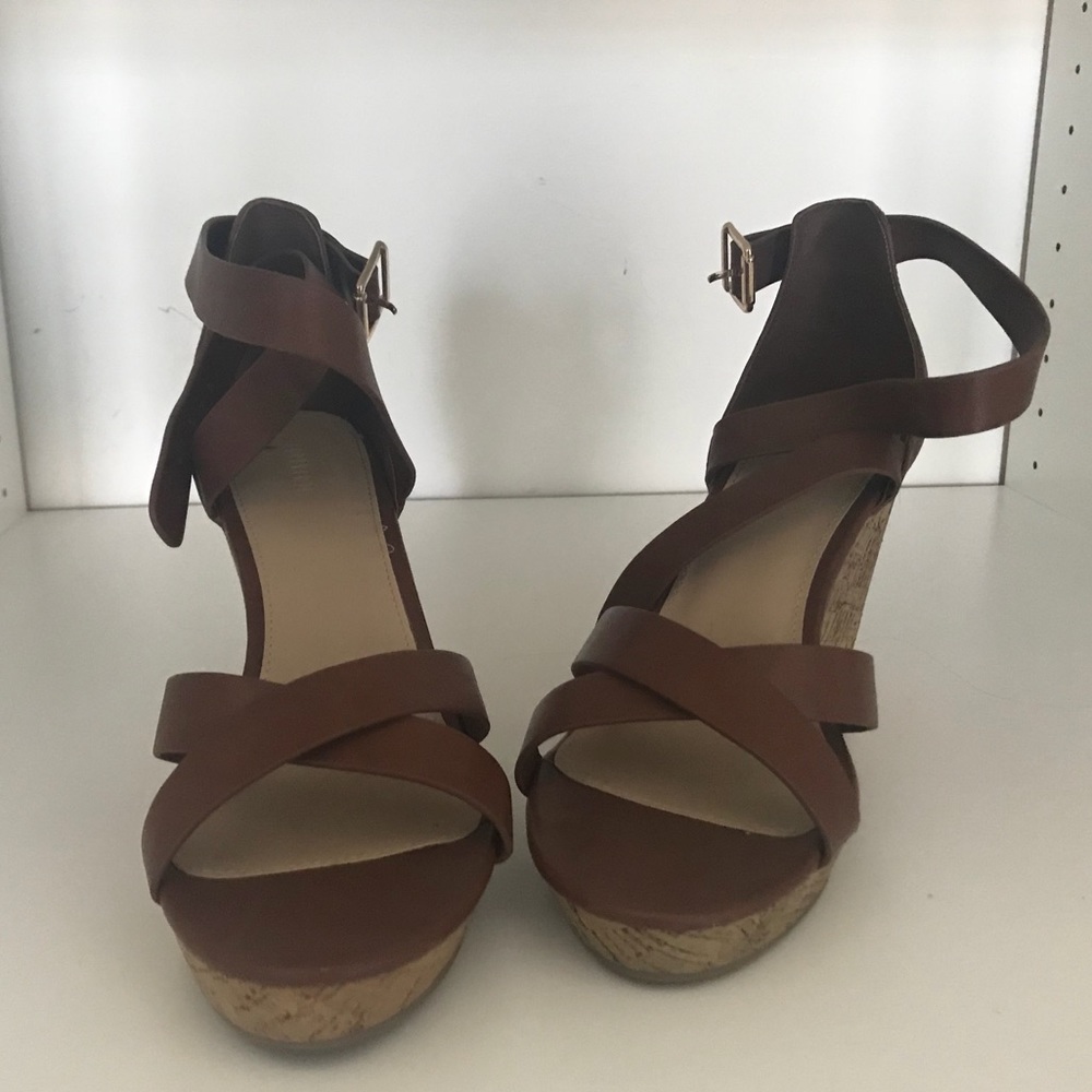 Brown Wedges